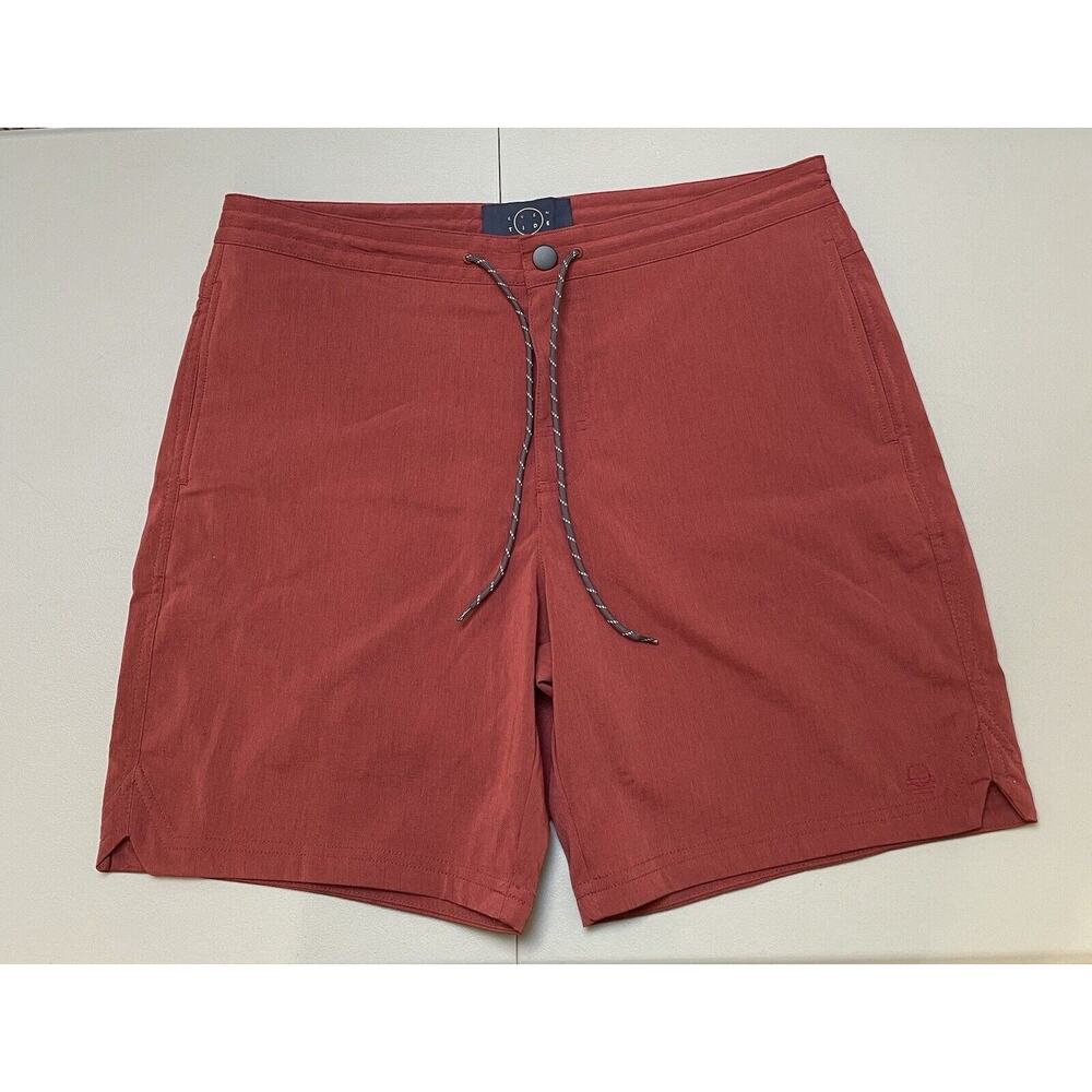 Even Tide Men's Drawstring Kai Hybrid Short in Red Size 33/7 NWOT